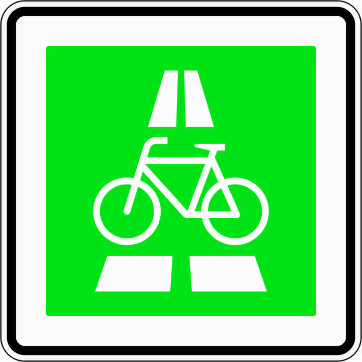 Grünes Verkehrsschild mit einem Fahrrad (Neuer Bußgeldkatalog 2020)